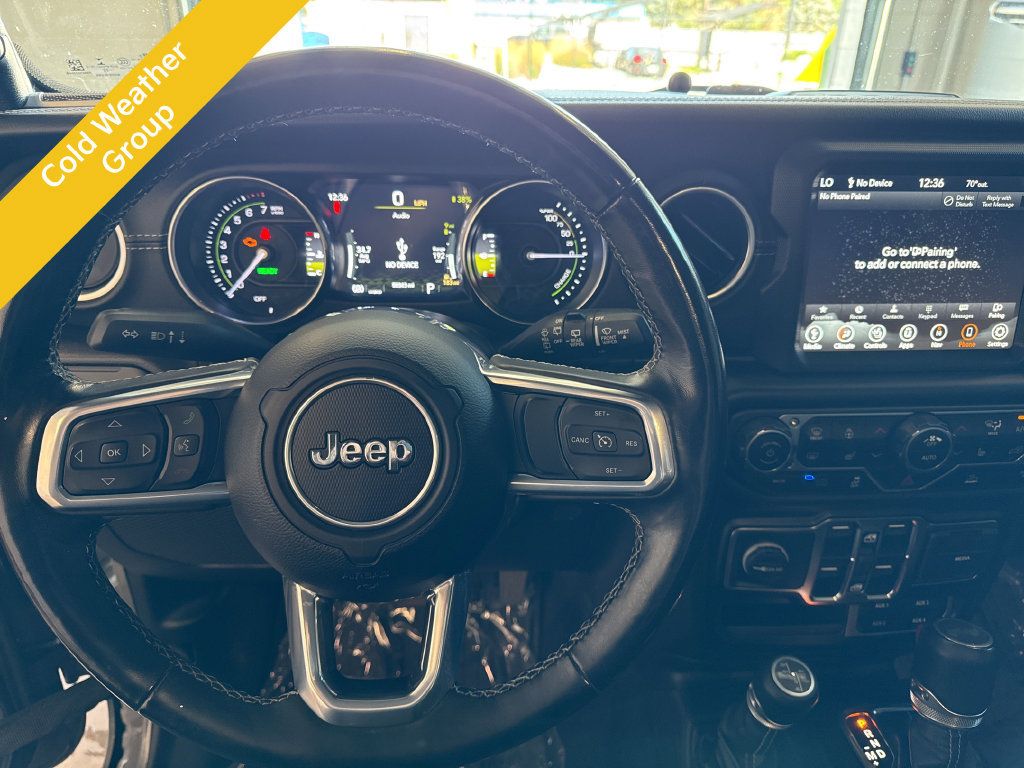 Used 2022 Jeep Wrangler Unlimited Sahara w/ Cold Weather Group AWD/4WD image 10