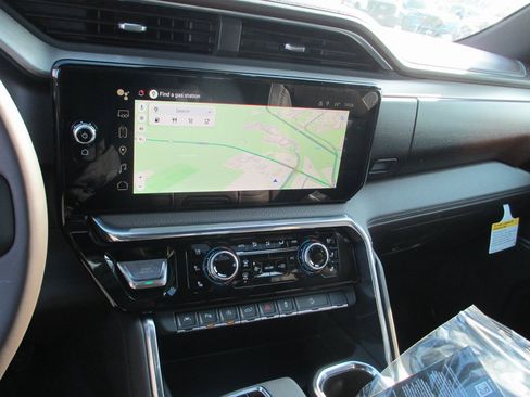 New 2026 GMC Sierra 1500 Denali w/ Denali Reserve Package image 18