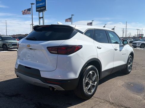 Used 2023 Chevrolet Blazer LT w/ Driver Confidence Package image 4