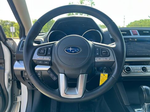 Used 2017 Subaru Outback 2.5i Premium AWD/4WD image 19