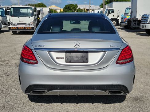 Used 2016 Mercedes-Benz C 300 4MATIC Sedan w/ Multimedia Package image 4