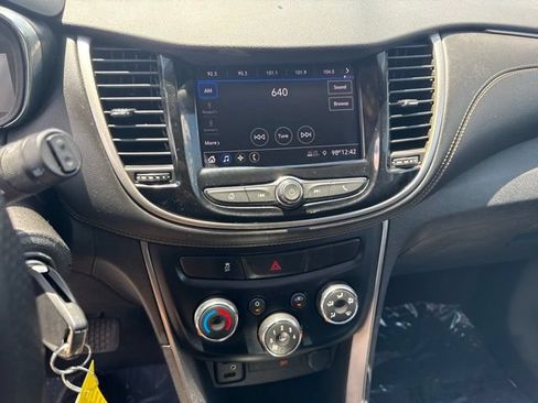 Used 2020 Chevrolet Trax LS w/ Tint and Cruise Package FWD image 7