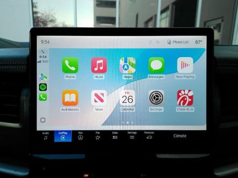 Used 2024 Ford Expedition Max XLT image 9