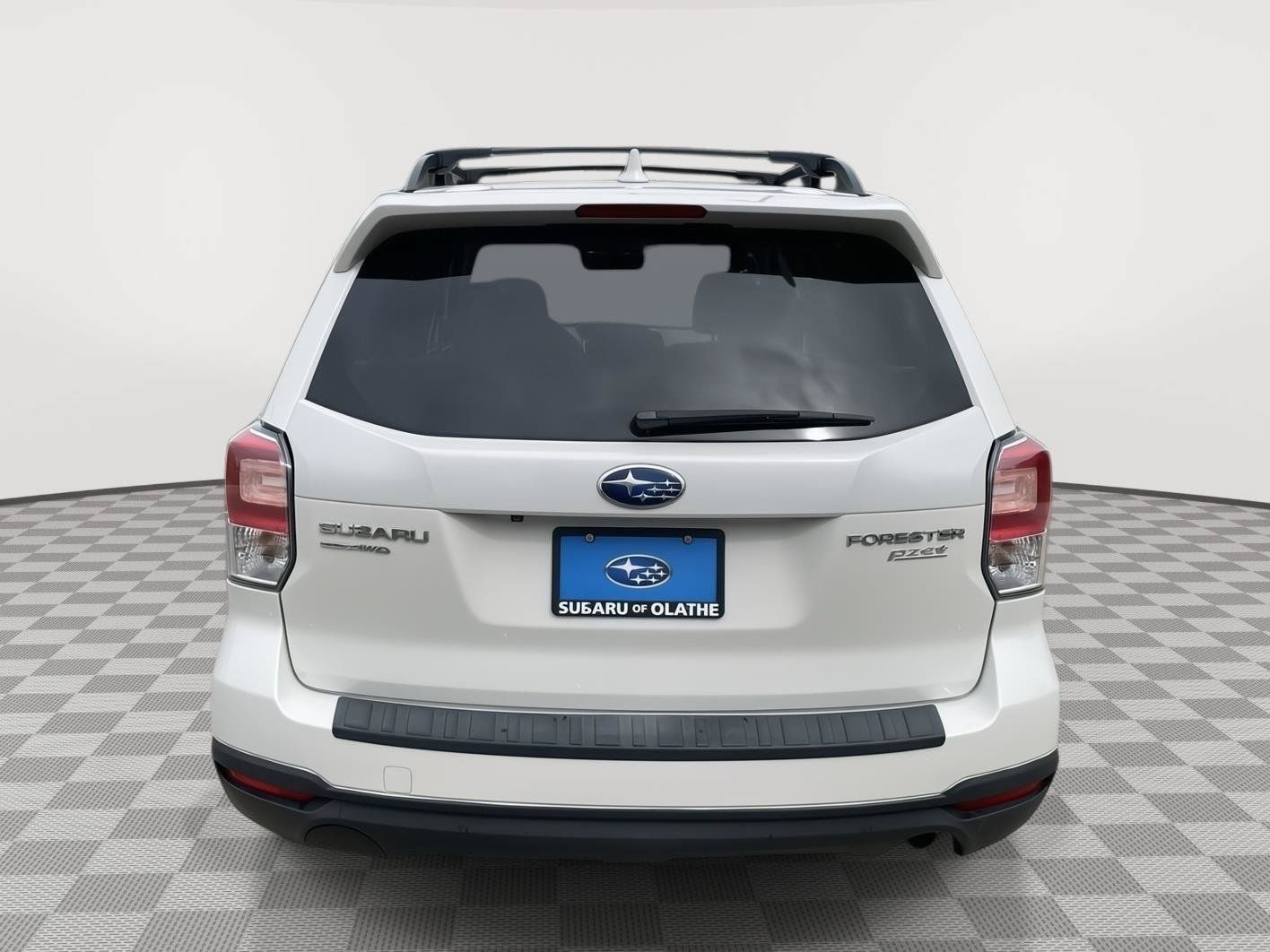Used 2017 Subaru Forester 2.5i Premium AWD/4WD image 14