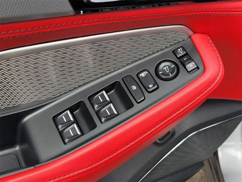 Used 2023 Acura MDX A-Spec image 13