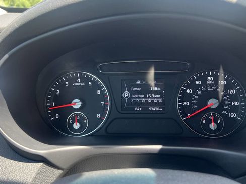 Used 2017 Kia Sorento L image 37