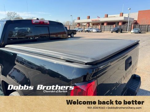 Used 2022 Chevrolet Colorado LT w/ Safety Package image 18