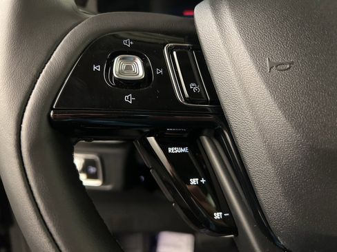 Used 2025 Lincoln Corsair Reserve w/ Jet Appearance Package image 16