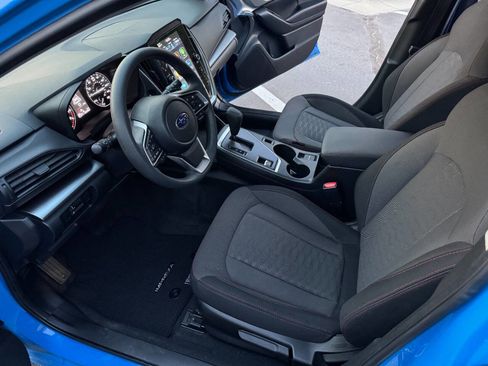 Used 2024 Subaru Impreza 2.0i Sport image 11