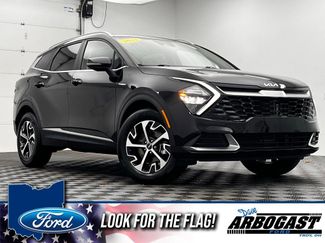 Used 2023 Kia Sportage EX video 1