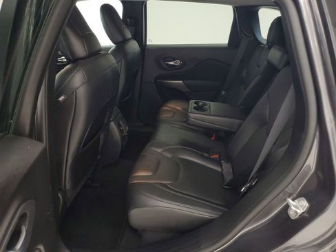 Used 2021 Jeep Cherokee Latitude Lux w/ Sun & Sound Group image 21