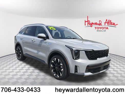 Used 2025 Kia Sorento EX w/ Panoramic Sunroof Package FWD image 1