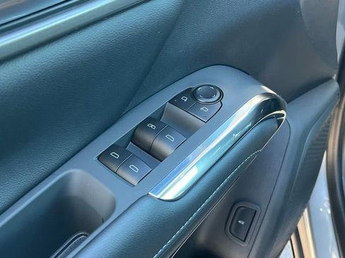 New 2026 Chevrolet Traverse LT image 27