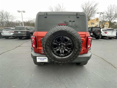 Certified 2023 Ford Bronco Wildtrak image 5