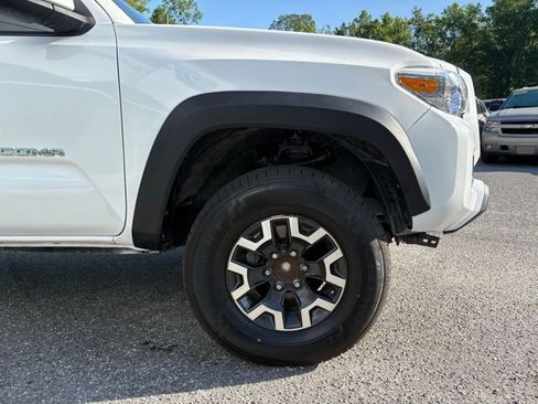 Used 2021 Toyota Tacoma TRD Off-Road RWD image 39