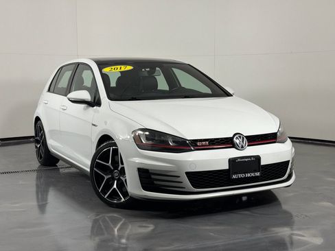Used 2017 Volkswagen GTI SE FWD image 2
