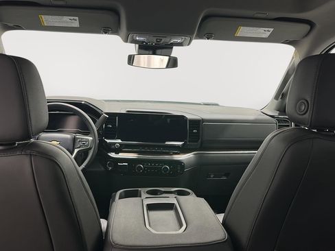 Used 2024 Chevrolet Silverado 3500 LT w/ Convenience Package image 22