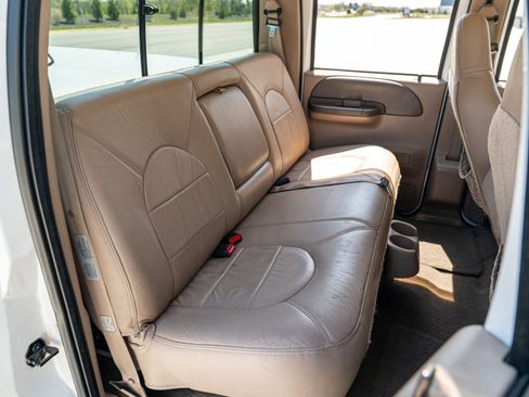 Used 1999 Ford F350 4x4 Crew Cab DRW Super Duty image 37