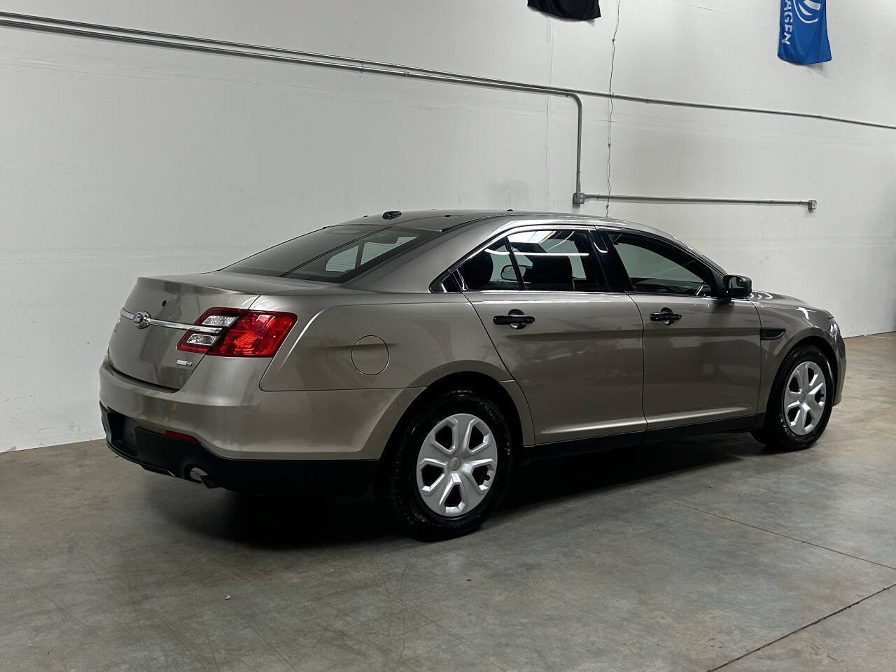 Used 2015 Ford Taurus Police Interceptor AWD w/ Ready For The Road Package image 5