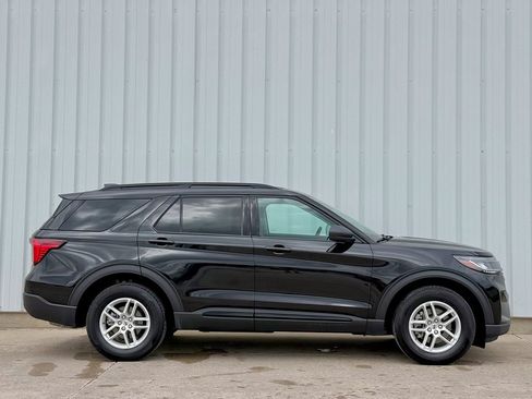 New 2026 Ford Explorer Active AWD/4WD image 7