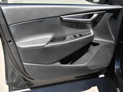 Used 2024 Kia EV6 Light RWD image 14