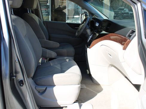 Used 2015 Nissan Quest S image 7