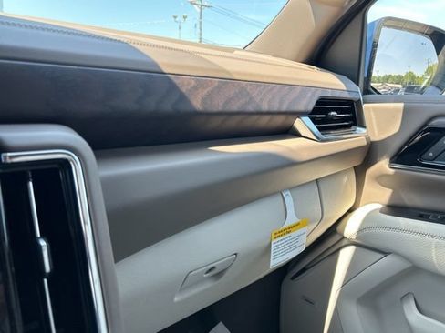 New 2026 GMC Yukon Denali w/ Advanced Technology Package AWD/4WD image 50