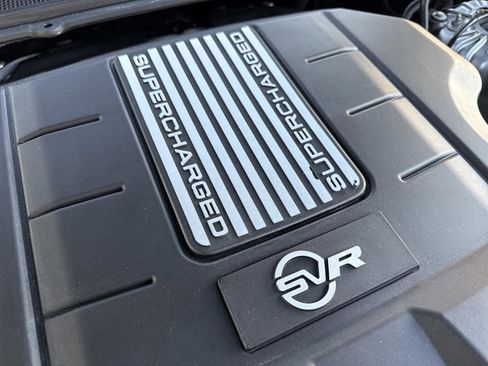 Used 2021 Land Rover Range Rover Sport SVR image 19