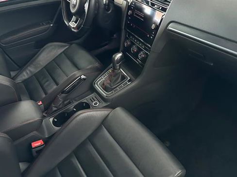 Used 2021 Volkswagen GTI SE FWD image 17