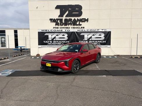 Used 2025 Kia K4 LXS image 28