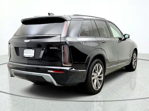 Used 2026 Cadillac Vistiq Sport AWD/4WD image 5