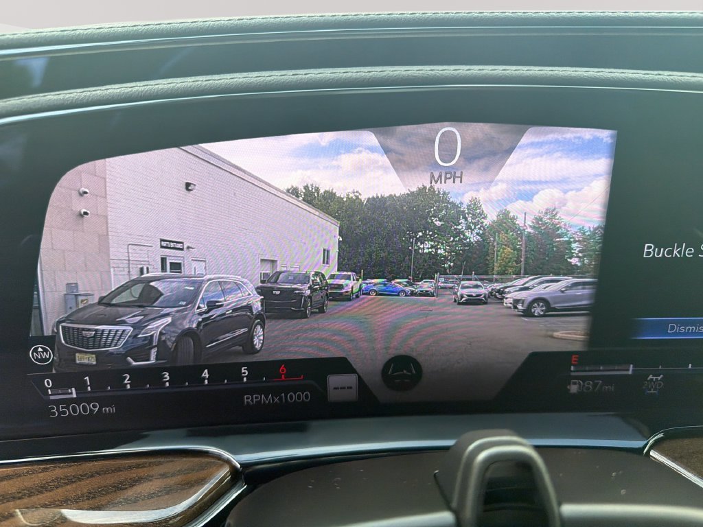 Used 2024 Cadillac Escalade ESV Sport Platinum w/ LPO, ONYX Package AWD/4WD image 10