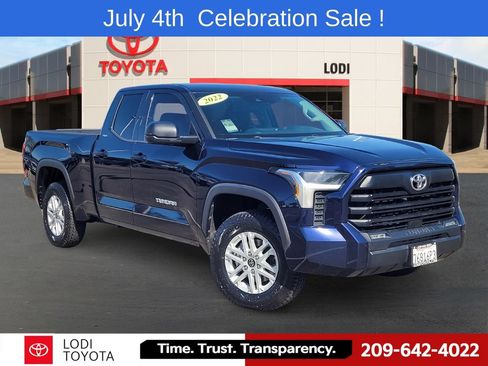 Used 2022 Toyota Tundra SR5 w/ SR5 Premium Package AWD/4WD image 1