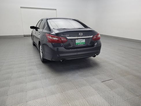 Used 2018 Nissan Altima 2.5 S w/ S Convenience Package image 6