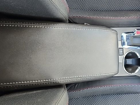 Used 2016 GMC Terrain SLE image 30