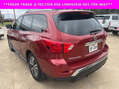 Used 2017 Nissan Pathfinder SL w/ SL Premium Package image 6