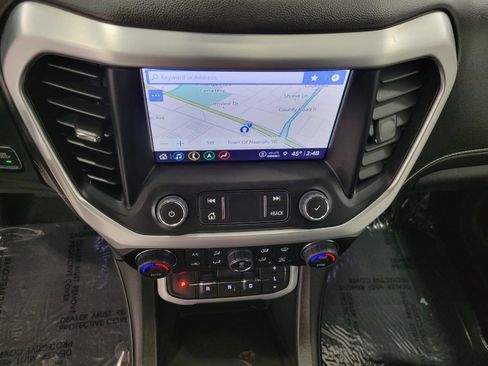 Used 2023 GMC Acadia SLT w/ Trailering Package image 8