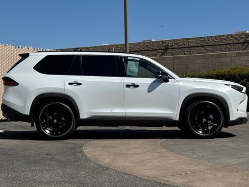 Used 2026 Toyota Grand Highlander AWD Hybrid image 3