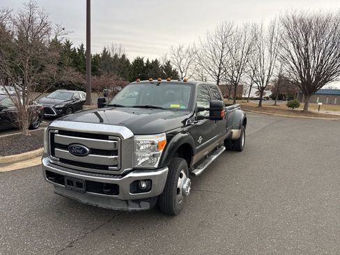 Used 2012 Ford F350 Lariat w/ Lariat Ultimate Pkg image 2
