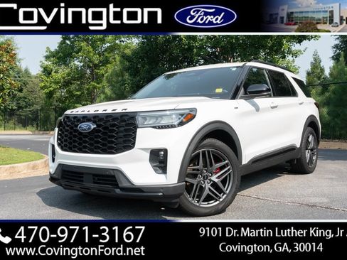 Used 2025 Ford Explorer ST-Line w/ Premium Package RWD image 1