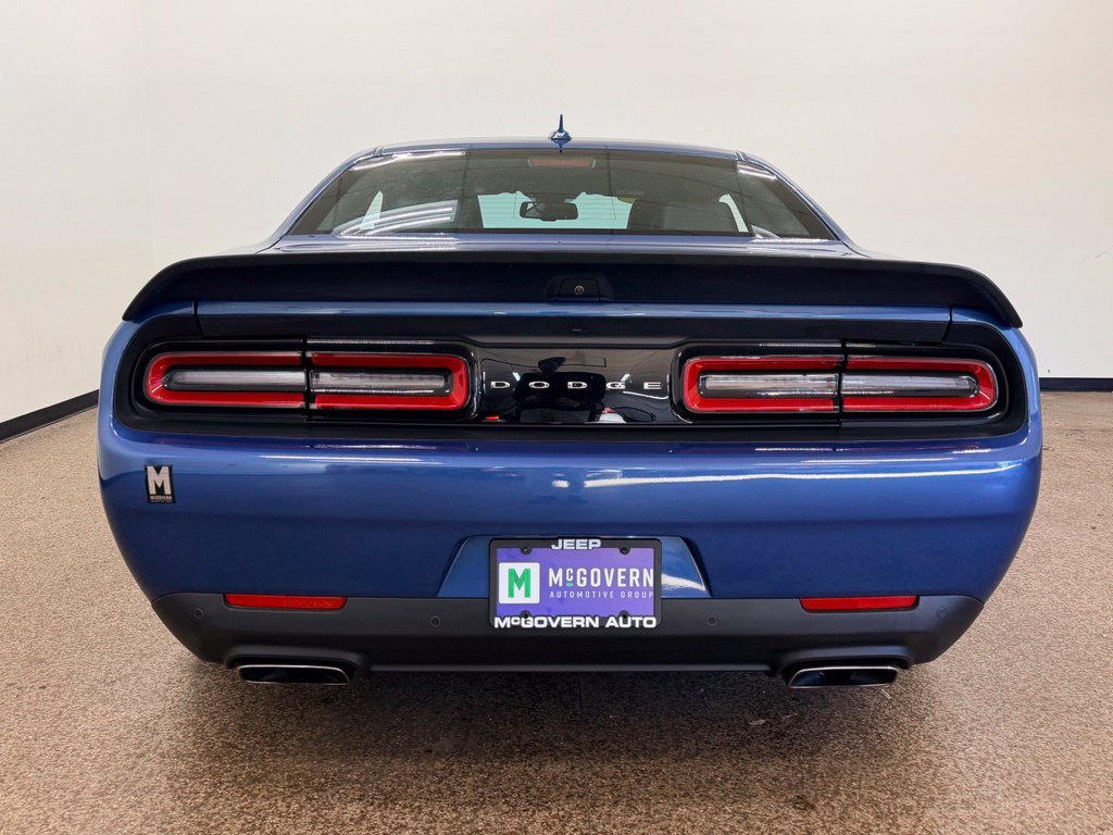 Used 2022 Dodge Challenger R/T Scat Pack RWD image 4