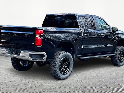 Used 2023 Chevrolet Silverado 1500 LT image 8