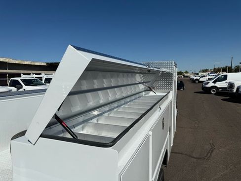 New 2026 Ford F550 4x4 Crew Cab Super Duty image 13