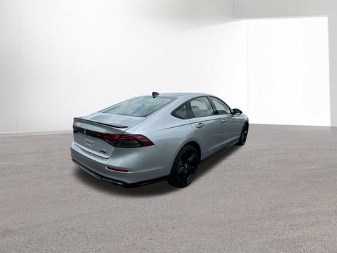 Used 2023 Honda Accord Sport image 13