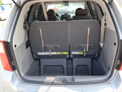 Used 2009 Kia Sedona LX w/ PWR Pkg image 12