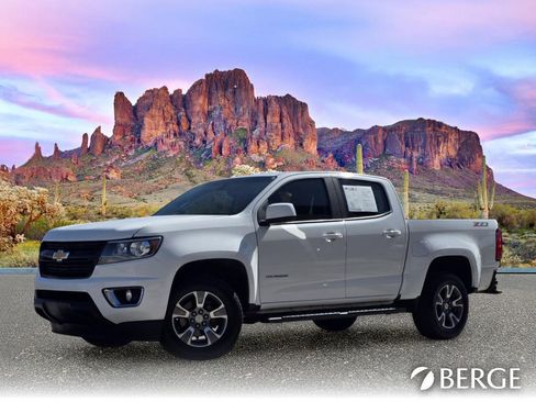 Used 2018 Chevrolet Colorado Z71 RWD image 2