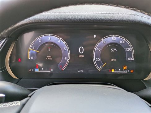 New 2025 Jeep Grand Cherokee Limited w/ Black Appearance Package image 15