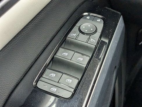 New 2025 Nissan Pathfinder SL image 23