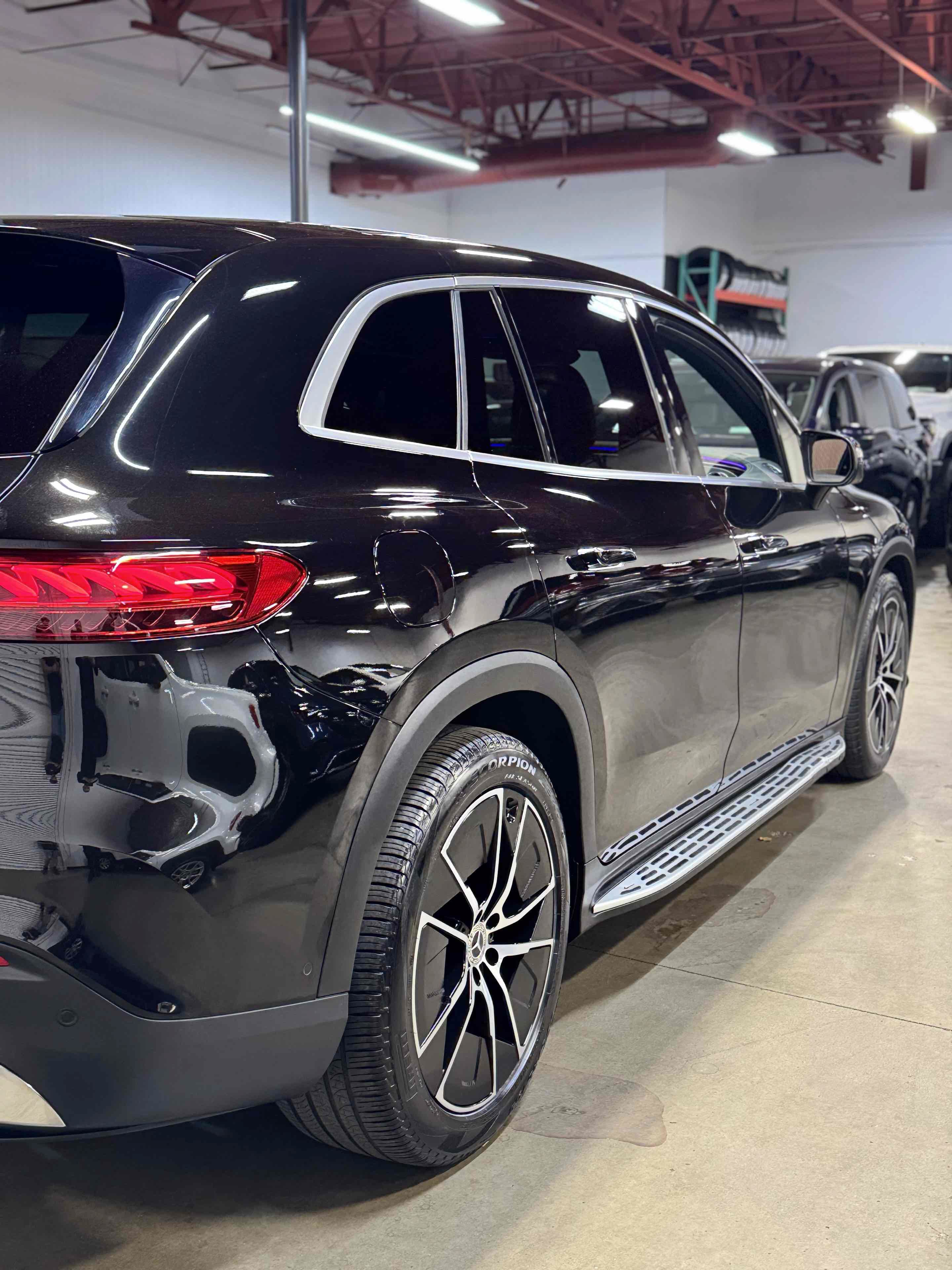 Used 2023 Mercedes-Benz EQS 450+ SUV image 27
