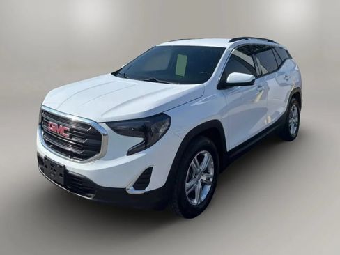 Used 2018 GMC Terrain SLE w/ Driver Convenience Package FWD image 3